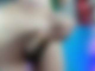 Queenramona-hot's Live Sex Cam Show