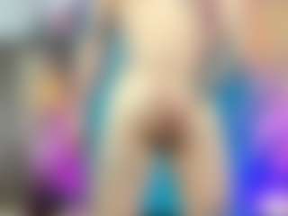 Queenramona-hot's Live Sex Cam Show