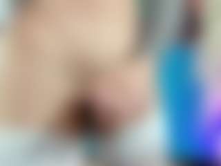 Live cam show with Queenramona-hot - Black Hair on Camsoda