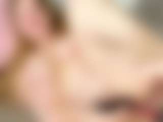 Live cam show with ToriCat - Fingers on SxyPornLive