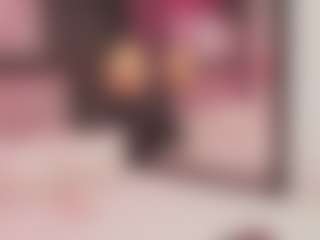 Bellatslatina's Live Sex Cam Show