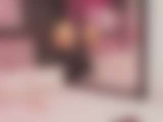 Bellatslatina's Live Sex Cam Show
