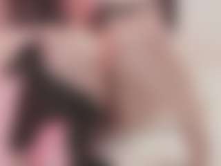 Bellatslatina's Live Sex Cam Show