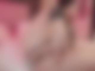 Bellatslatina's Live Sex Cam Show