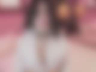 Bellatslatina's Live Sex Cam Show