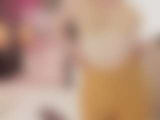 Bellatslatina's Live Sex Cam Show