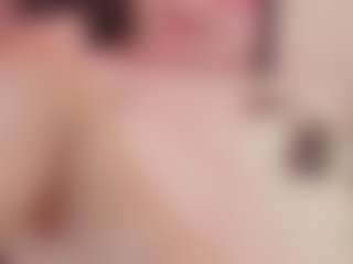 Bellatslatina's Live Sex Cam Show