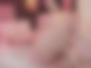 Bellatslatina's Live Sex Cam Show