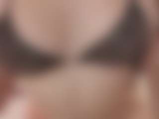 Bellatslatina's Live Sex Cam Show