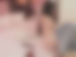 Bellatslatina's Live Sex Cam Show