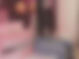 Bellatslatina's Live Sex Cam Show