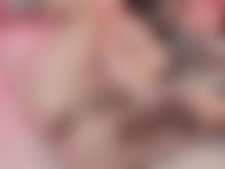 Bellatslatina's Live Sex Cam Show