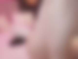 Bellatslatina's Live Sex Cam Show