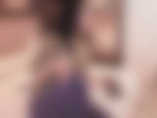 Bellatslatina's Live Sex Cam Show