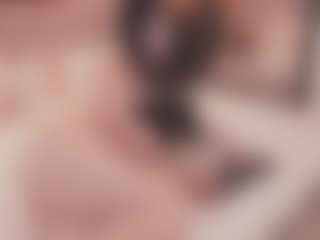 Bellatslatina's Live Sex Cam Show