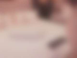 Bellatslatina's Live Sex Cam Show