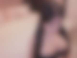 Bellatslatina's Live Sex Cam Show