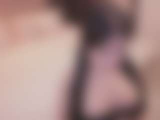 Bellatslatina's Live Sex Cam Show