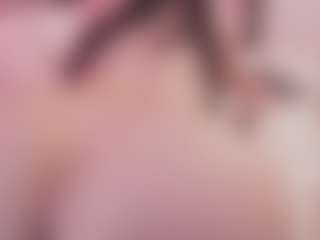 Bellatslatina's Live Sex Cam Show