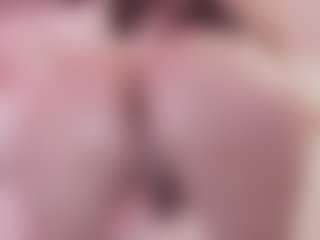 Bellatslatina's Live Sex Cam Show