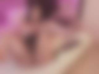 Bellatslatina's Live Sex Cam Show