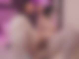 Bellatslatina's Live Sex Cam Show