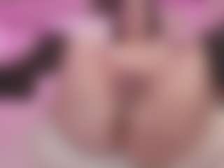 Bellatslatina's Live Sex Cam Show