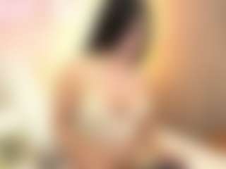 Bellatslatina's Live Sex Cam Show