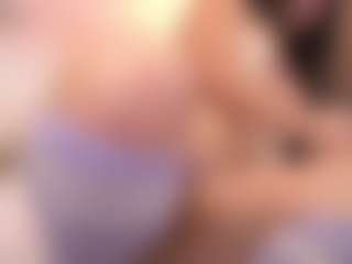 Bellatslatina's Live Sex Cam Show