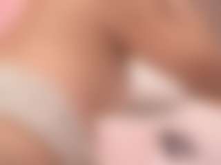Bellatslatina's Live Sex Cam Show