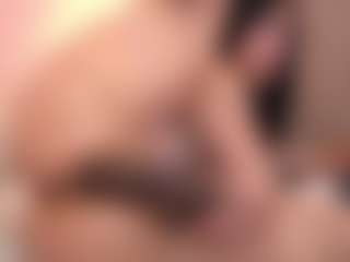 Bellatslatina's Live Sex Cam Show