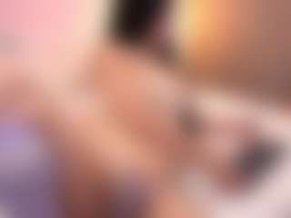 Bellatslatina's Live Sex Cam Show