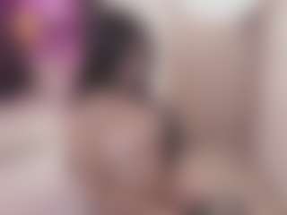 Bellatslatina's Live Sex Cam Show