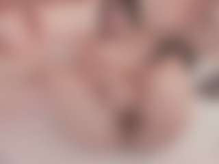 Live cam show with Bellatslatina - Orgasm on wildcum.com