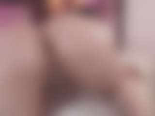 Bellatslatina's Live Sex Cam Show
