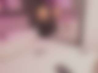 Bellatslatina's Live Sex Cam Show