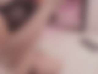 Bellatslatina's Live Sex Cam Show