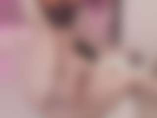 Bellatslatina's Live Sex Cam Show
