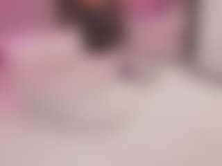 Bellatslatina's Live Sex Cam Show