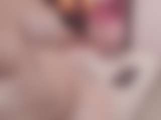 Bellatslatina's Live Sex Cam Show