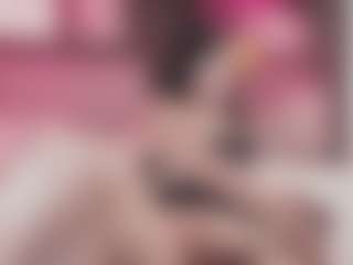 Bellatslatina's Live Sex Cam Show