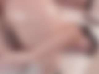 Bellatslatina's Live Sex Cam Show