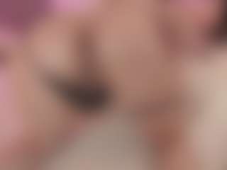 Bellatslatina's Live Sex Cam Show