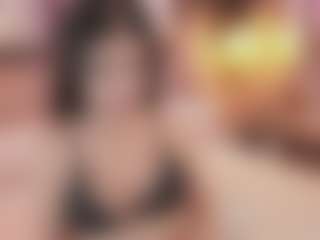 Live cam show with Bellatslatina - Big Tits on Camsoda