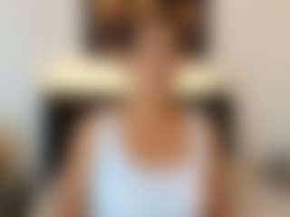 Live cam show with Shanon-mature - Granny on Free Soda