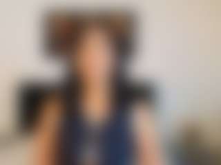 Shanon-mature MILF webcam performer live streaming
