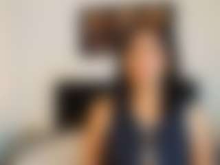 Shanon-mature MILF webcam performer live streaming