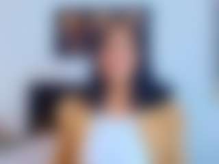 Shanon-mature MILF webcam performer live streaming