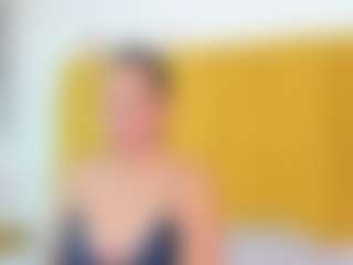 Live cam show with Shanon-mature - Petite MILF on nudelive.tv