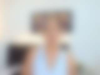 Spettacolo in cam dal vivo con Shanon-mature - Granny MILF su Camsoda